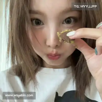 裴允盼
